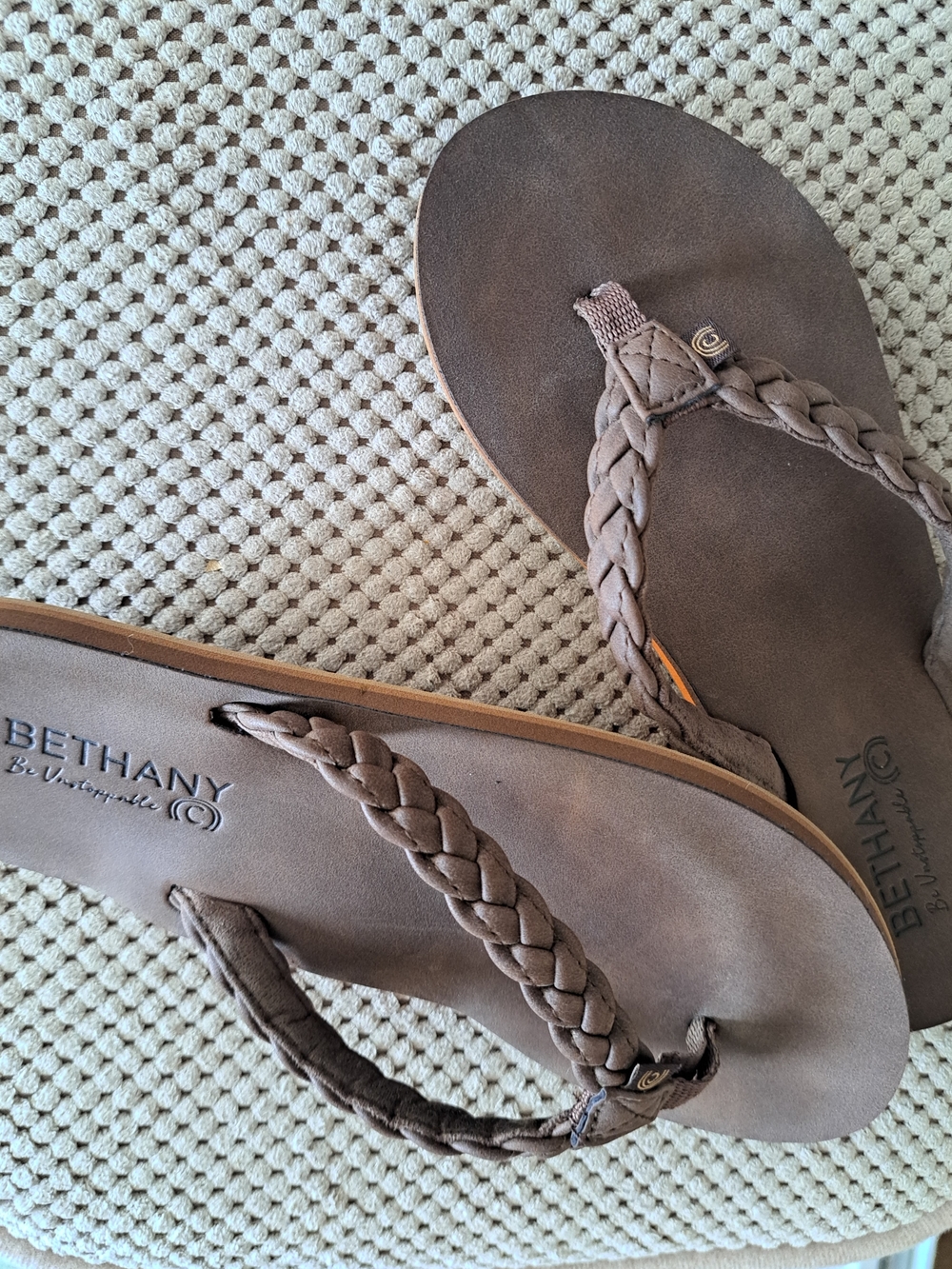 Brown Flip Flops In Great Shape Womens Size 6